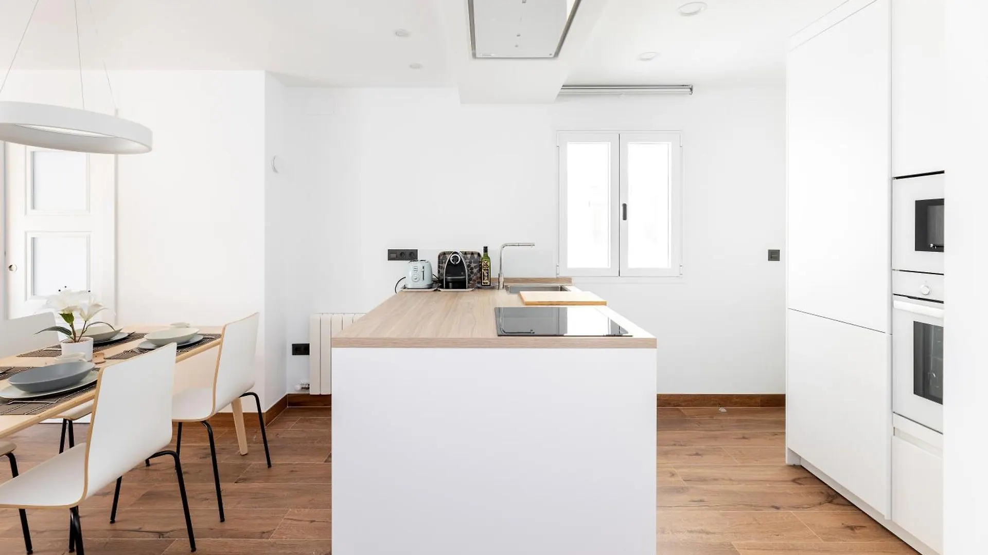 - Gongora Comfort Luxury Suites - Granada