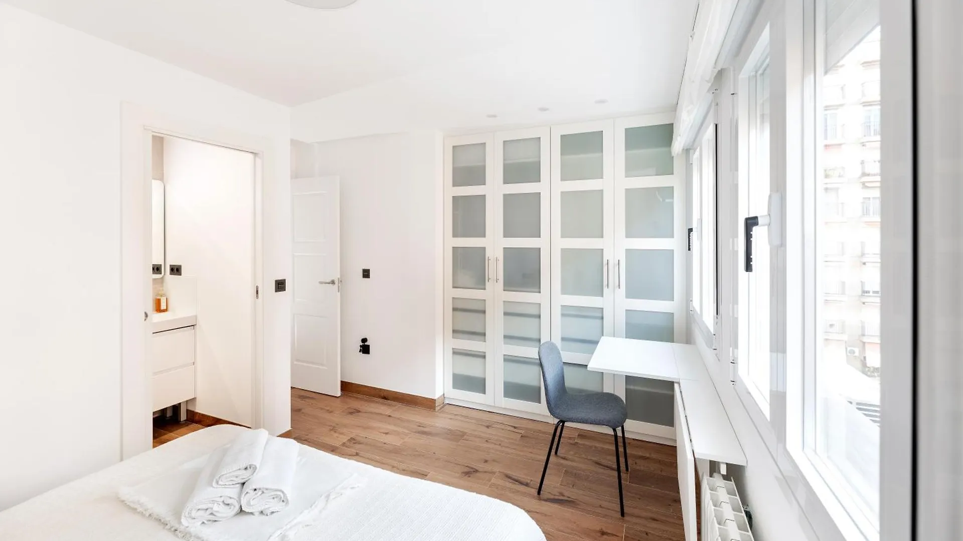 - Gongora Comfort Luxury Suites - Granada